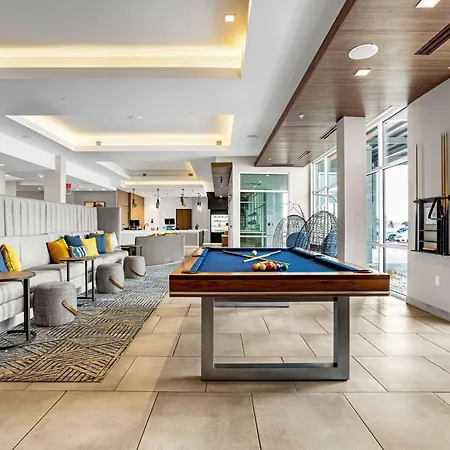 Hotel Tru By Hilton Colorado Springs Airport